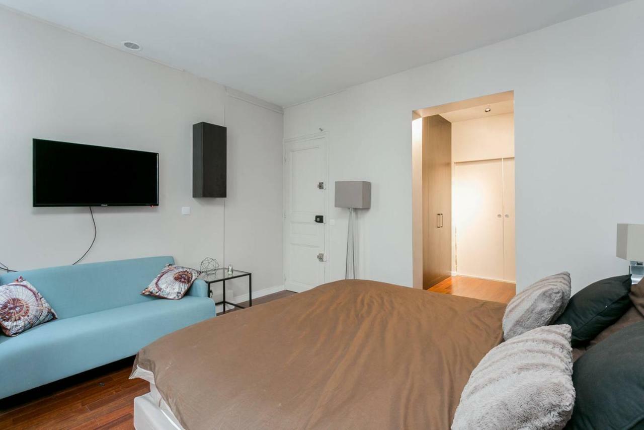 Ferienwohnung Studio Tour Eiffel et Champs-Elysees  Paris Exterior foto